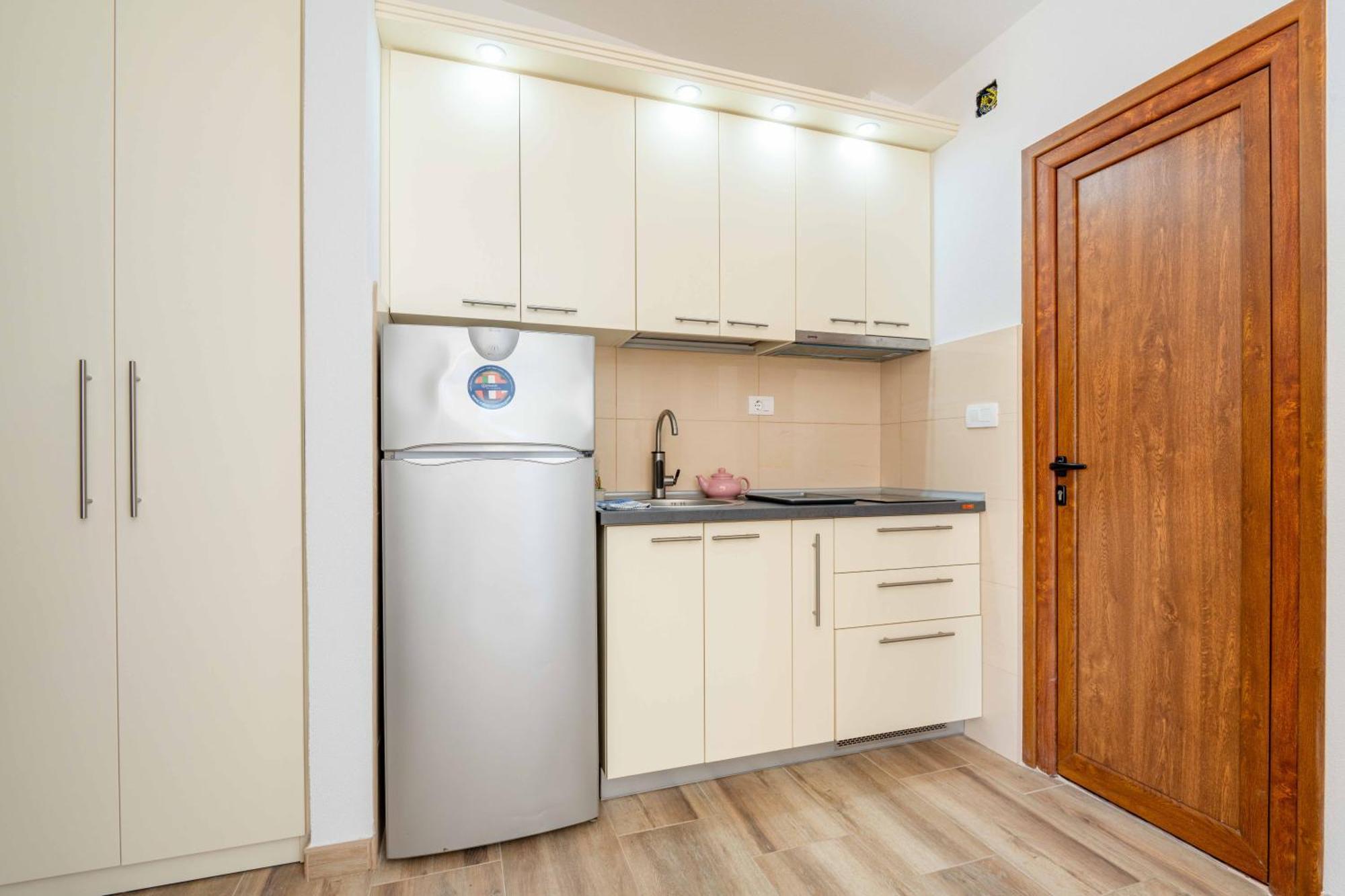 Apartmani Sonja I Branko Sutomore Exterior foto